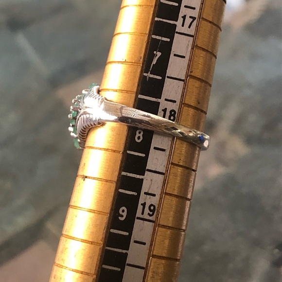 Natural Emerald Green Onyx In Sterling Silver Cluster Ring - Picture 7 of 8